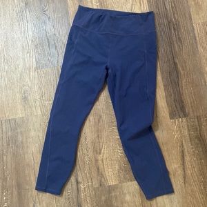 Fabletics 7/8 Oasis Leggings size XL